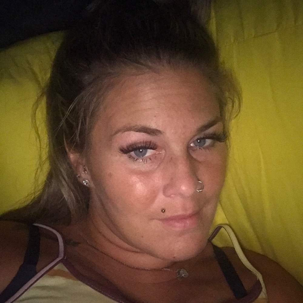 Meet your Posher, Holly